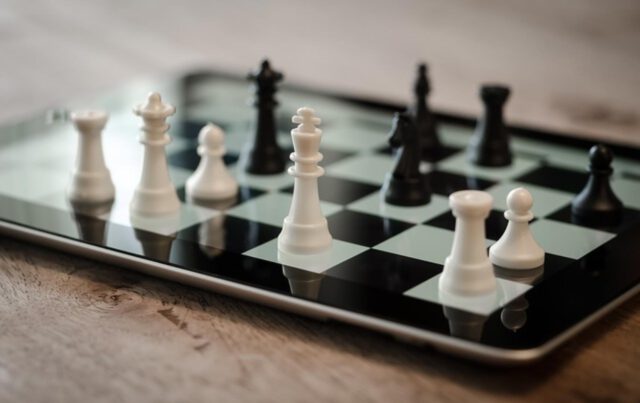 Gry mobilne – z czym to się je?